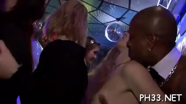 Sex in groups