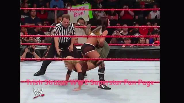 Trish stratus vs victoria.  Women's championship game