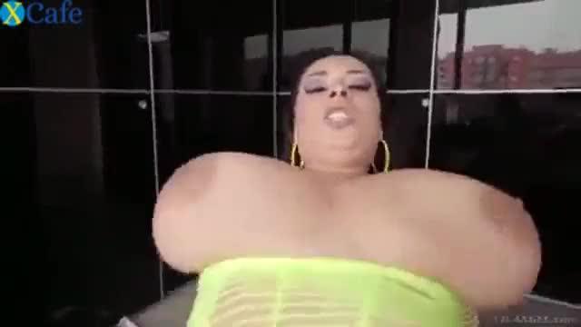 Big tits girl enjoys nacho's large dick