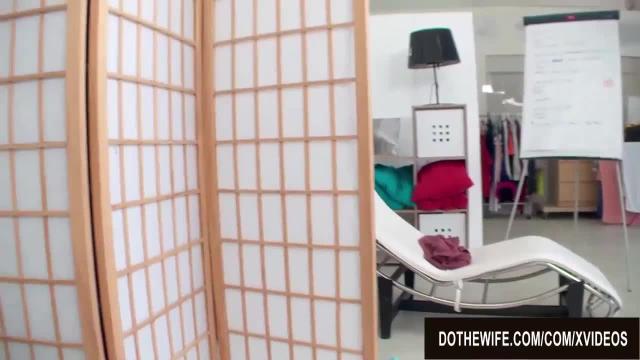 Housewife joana white didnt withstand black cock even if cuckold is from the room